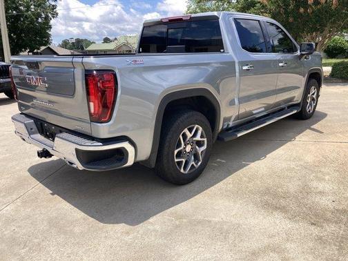 Sterling 2026 GMC Sierra 1500 SLT