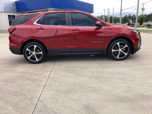 Cherry Red Tintcoat 2022 Chevrolet Equinox 1LT