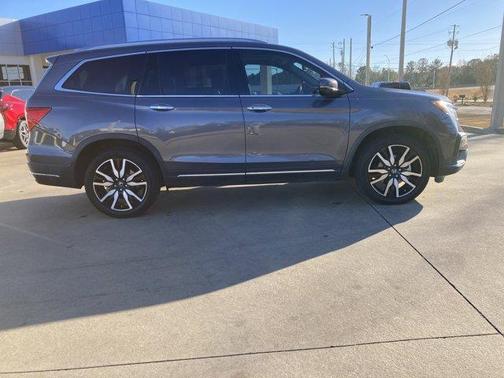 2022 Honda Pilot Touring 7-Passenger
