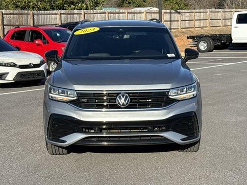 2023 Volkswagen Tiguan 2.0T SE R-Line Black