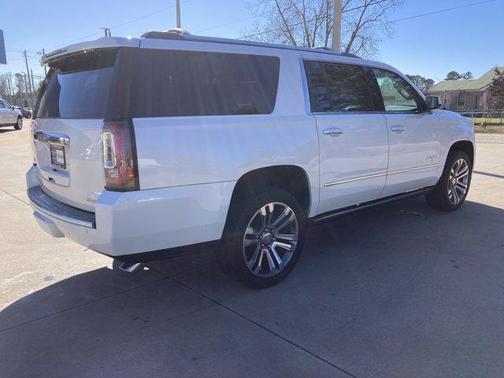 2017 GMC Yukon XL Denali