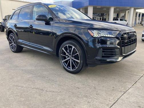 2023 Audi Q7 55 Premium Plus