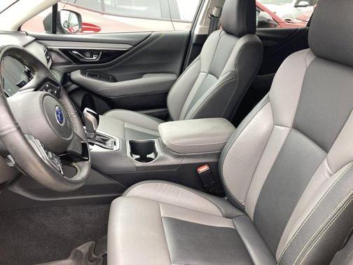 Magnetite Gray Metallic 2024 Subaru Outback Onyx Edition XT