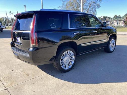 2018 Cadillac Escalade Platinum