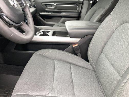 Granite Crystal Clearcoat Metallic 2025 RAM 1500 Big Horn/Lone Star