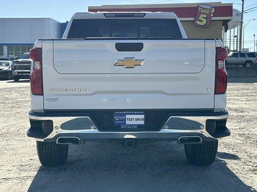 Summit White 2024 Chevrolet Silverado 1500 LT