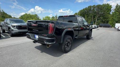2024 GMC Sierra 2500 AT4X