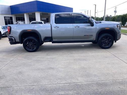 Sterling 2024 GMC Sierra 2500 AT4