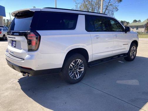 2025 Chevrolet Suburban Z71
