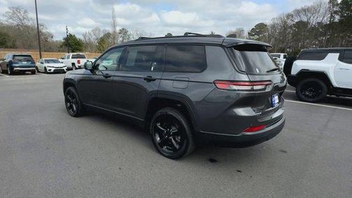 2021 Jeep Grand Cherokee L Laredo