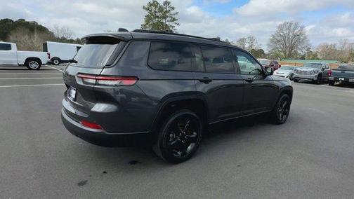 2021 Jeep Grand Cherokee L Laredo