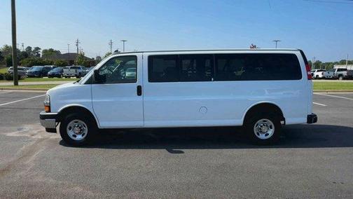 2024 Chevrolet Express 3500 LT