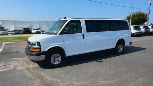 2024 Chevrolet Express 3500 LT