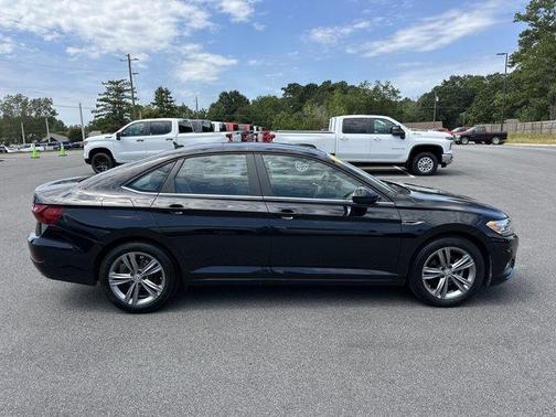 2020 Volkswagen Jetta 1.4T R-Line
