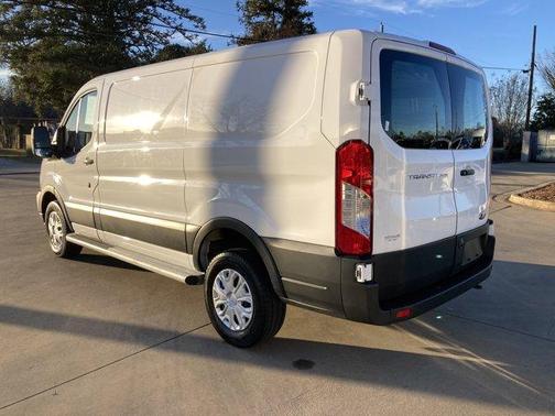 2024 Ford Transit-250 Base