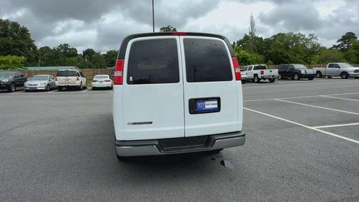 2024 Chevrolet Express 3500 LT