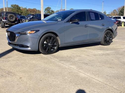 2023 Mazda Mazda3 2.5 S Carbon Edition