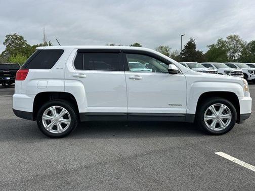 2017 GMC Terrain SLE-1