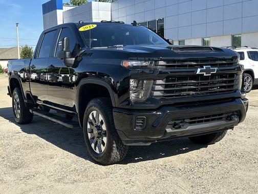 Black 2024 Chevrolet Silverado 2500 Custom