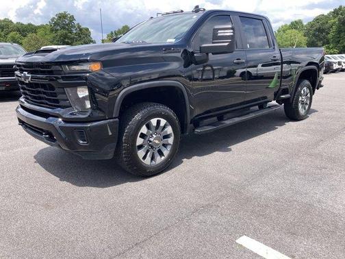 Black 2024 Chevrolet Silverado 2500 Custom