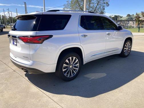 2022 Chevrolet Traverse Premier