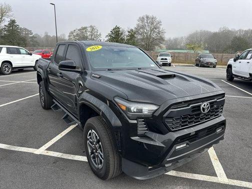 2025 Toyota Tacoma Hybrid 