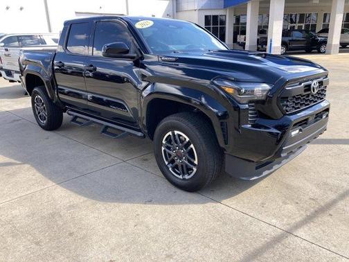 2025 Toyota Tacoma Hybrid 