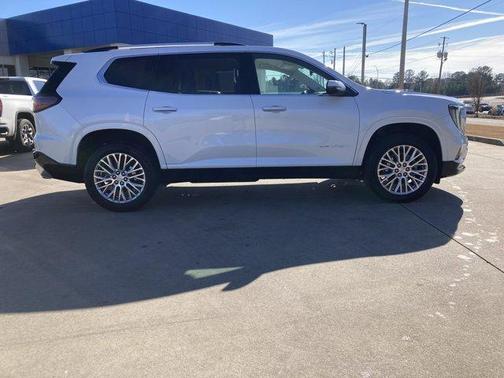 2024 GMC Acadia Denali