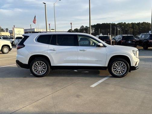 2024 GMC Acadia Denali