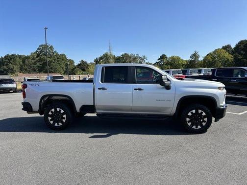 2020 Chevrolet Silverado 2500 Custom