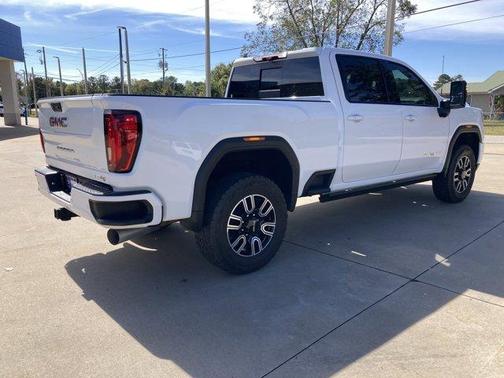 2023 GMC Sierra 2500 AT4