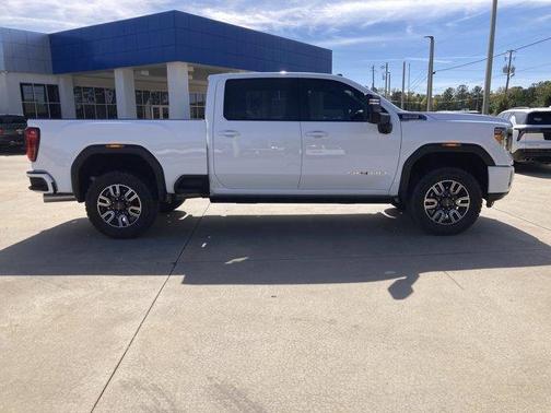 2023 GMC Sierra 2500 AT4
