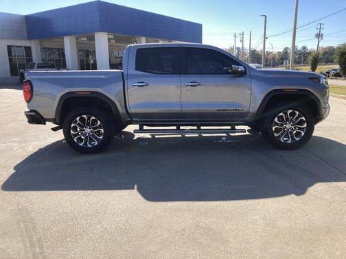 2024 GMC Canyon Denali