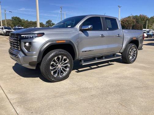 2024 GMC Canyon Denali
