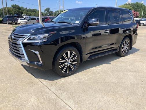 2021 Lexus LX 570 Three-Row
