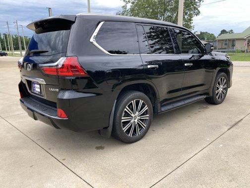 2021 Lexus LX 570 Three-Row