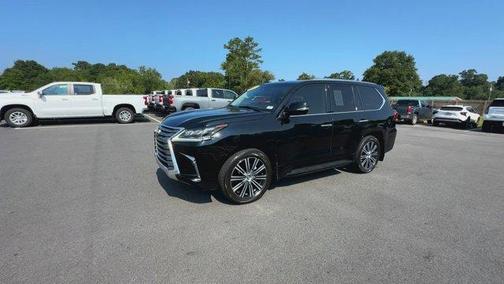 2021 Lexus LX 570 Three-Row