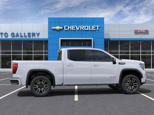 2025 GMC Sierra 1500 AT4