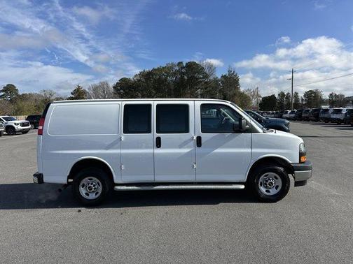 2024 GMC Savana 2500 Work Van