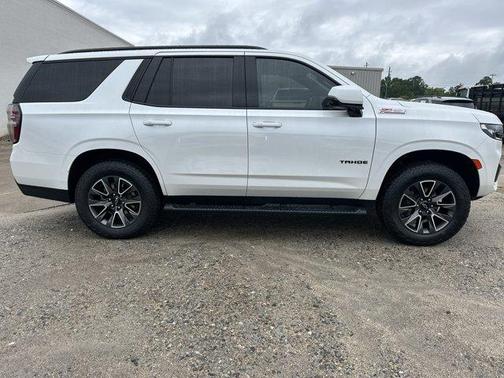 Iridescent Pearl Tricoat 2024 Chevrolet Tahoe Z71