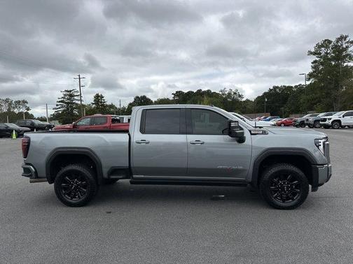 2025 GMC Sierra 3500 AT4