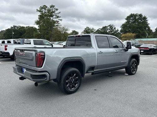 2025 GMC Sierra 3500 AT4