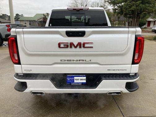 2025 GMC Sierra 1500 Denali