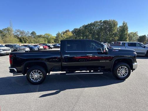 2025 Chevrolet Silverado 2500 LTZ