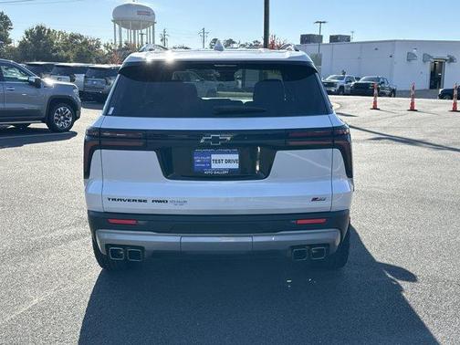 2024 Chevrolet Traverse Z71