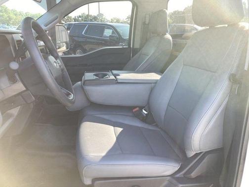 Oxford White 2023 Ford F-250 XL