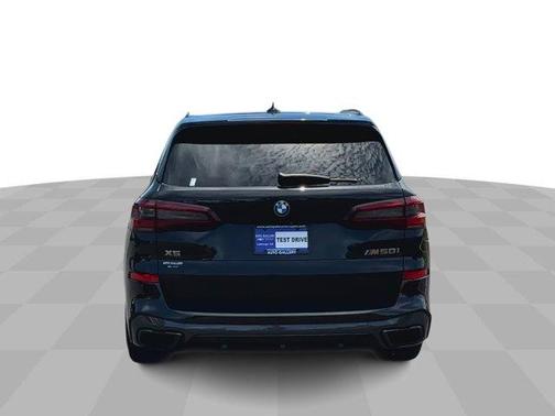 2022 BMW X5 M50i