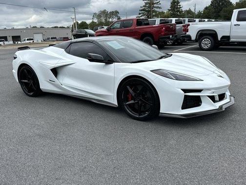 2025 Chevrolet Corvette E-Ray