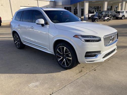 2023 Volvo XC90 B6 Plus 7-Seater