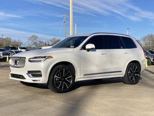 2023 Volvo XC90 B6 Plus 7-Seater